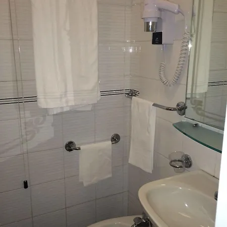 Mazzini Hotell