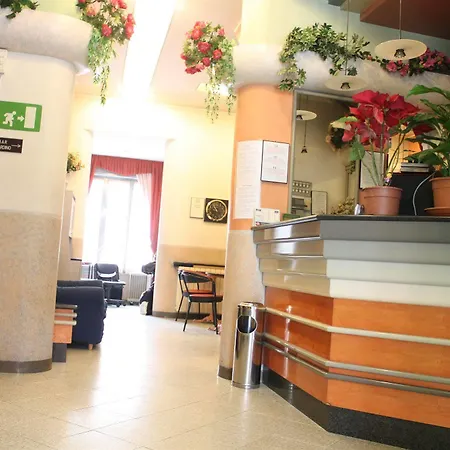 Hotell Mazzini 3*