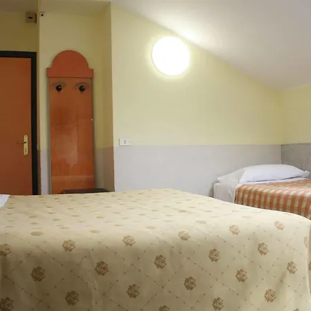 Mazzini Hotell