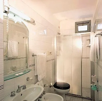 Mazzini Hotell Letojanni