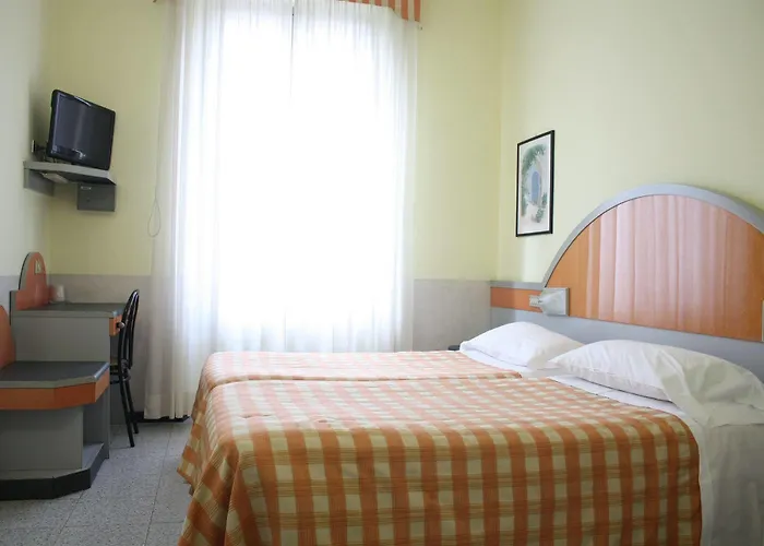 Hotel Mazzini Letojanni